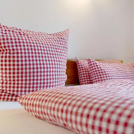 Holzwurm Gæstehus 3*